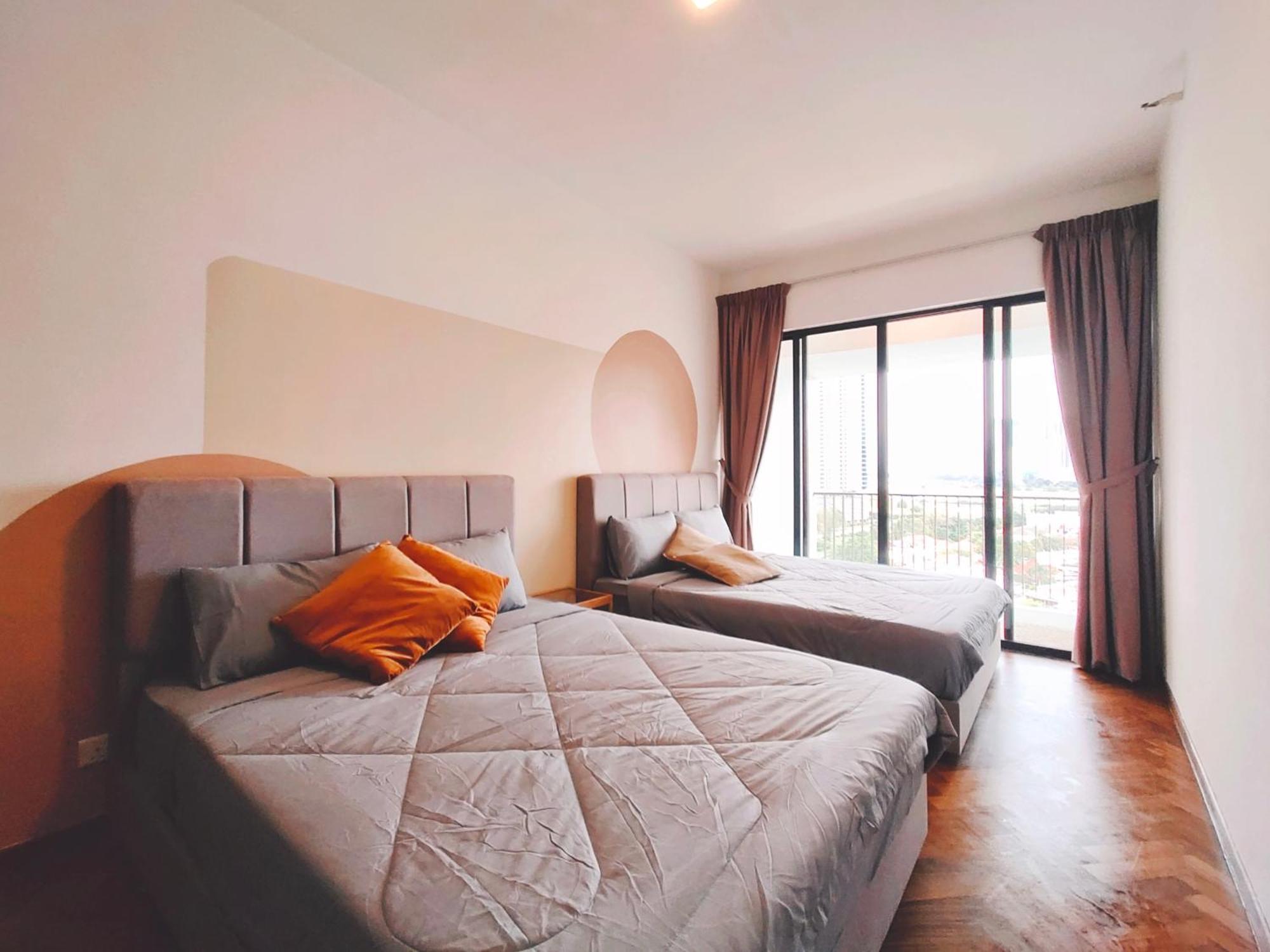 The Landmark By Katana 3Br To 4Br Luxury Seaview Landmark Homestay At Gurney 15-16Pax 无敌海景套房 Tanjung Tokong Exterior foto